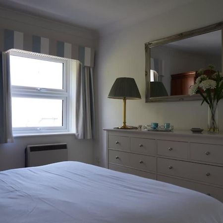 Fabulous High Street Townhouse With Stunning Views & Parking At 'Eagles Nest' Falmouth Exterior foto